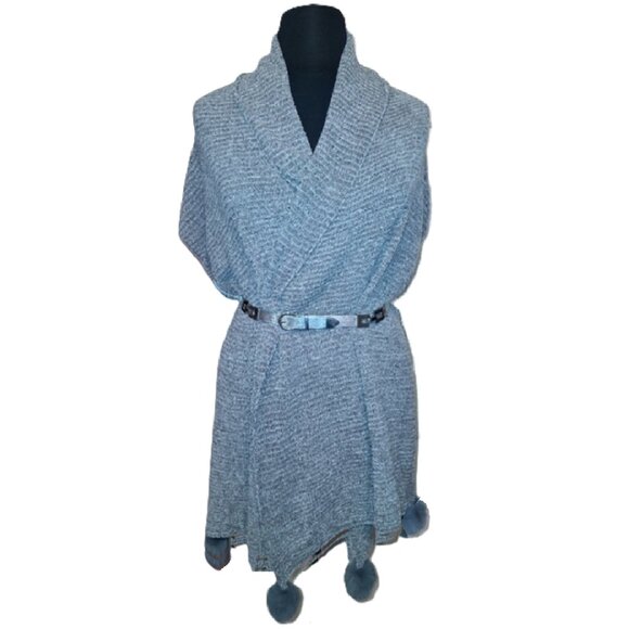 Women's Oversized Knit Sweater Scarf with Pom-Pom Details NWT - Picture 3 of 5